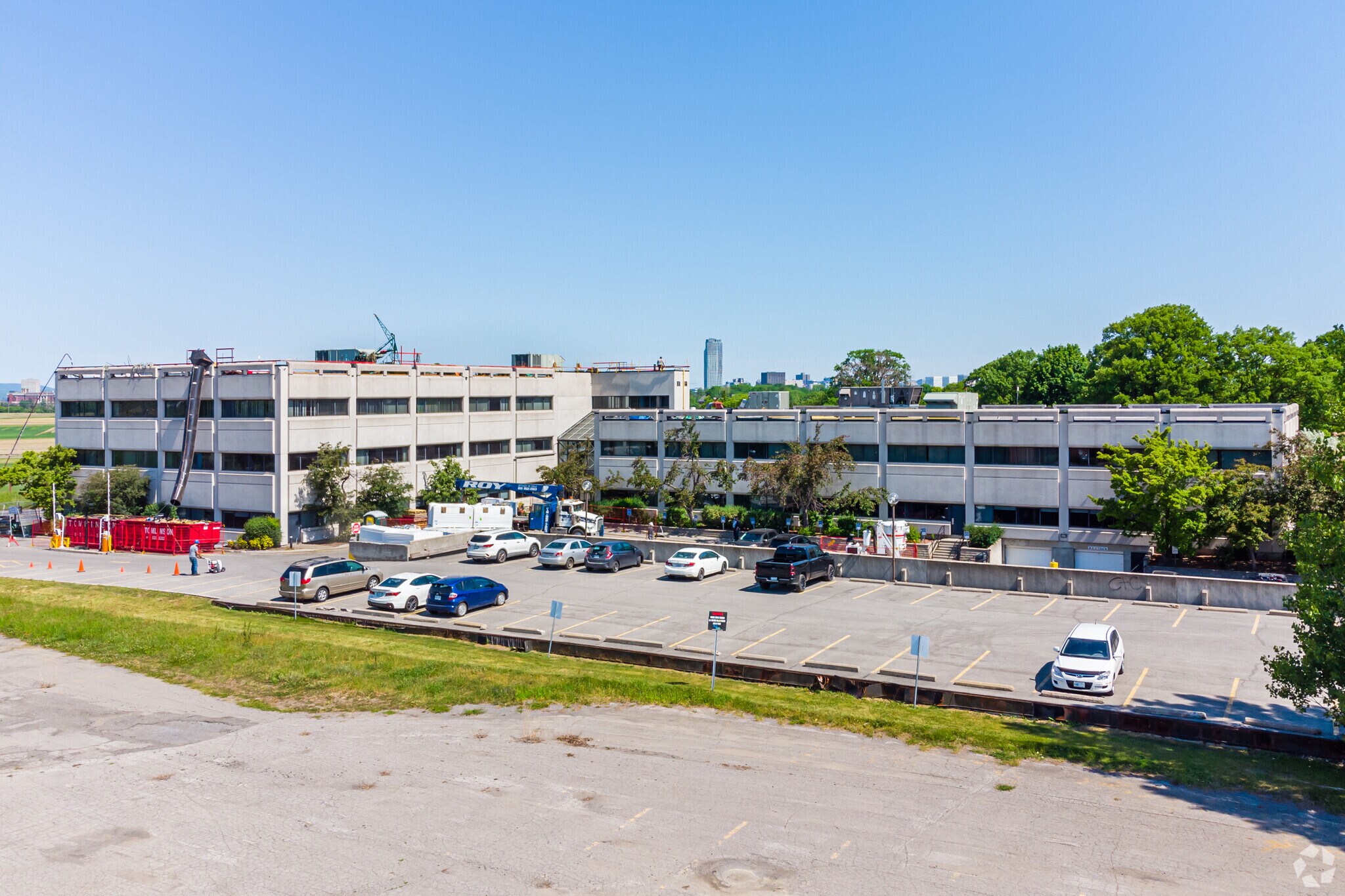 1101 Prince of Wales Dr Ottawa, ON K2C 3W7 Office Property for Lease