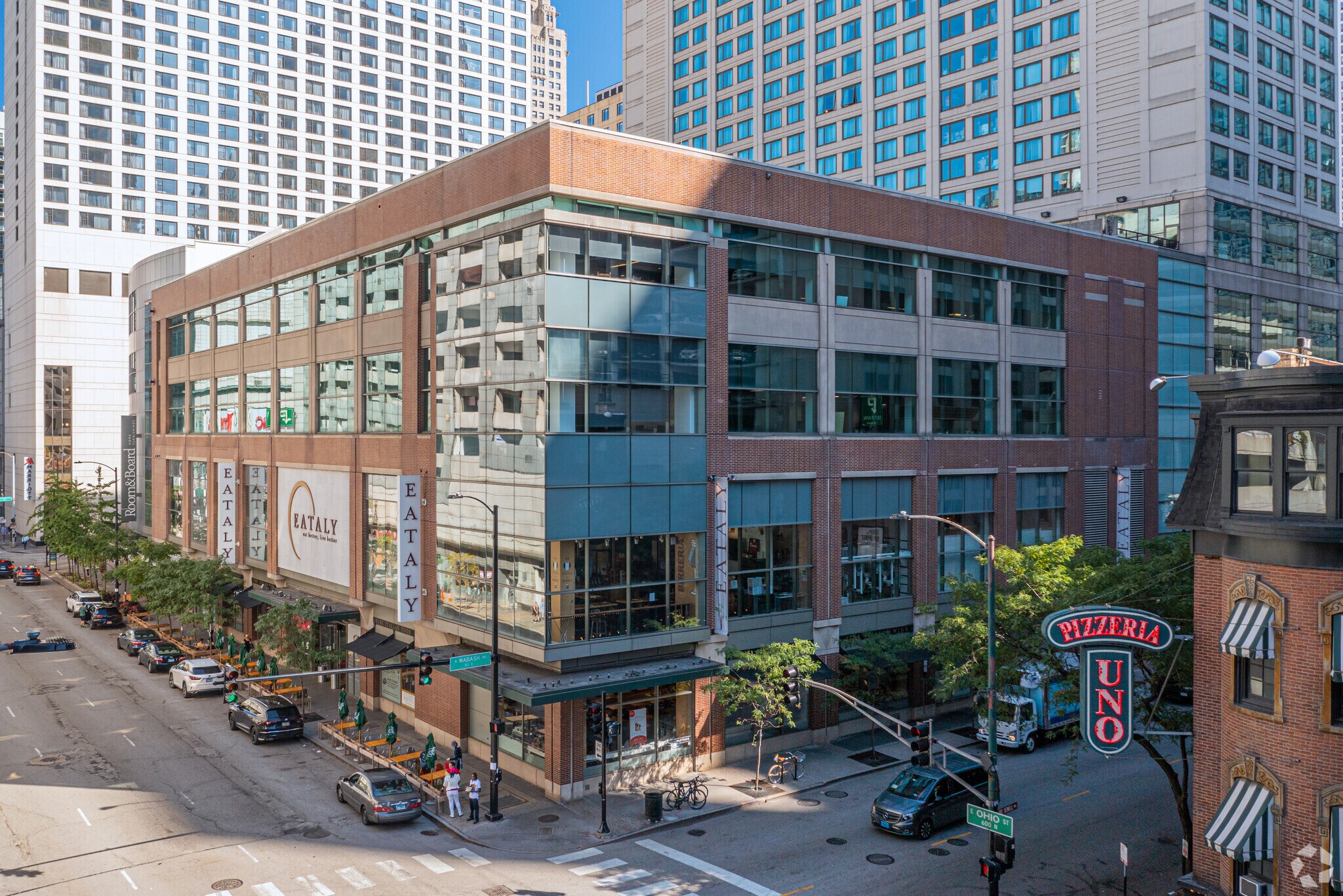 43-51 E Ohio St, Chicago, IL for Rent