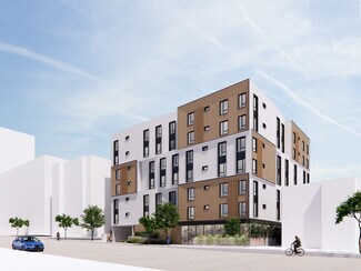 Los Angeles, CA Commercial - 728 S Manhattan Pl