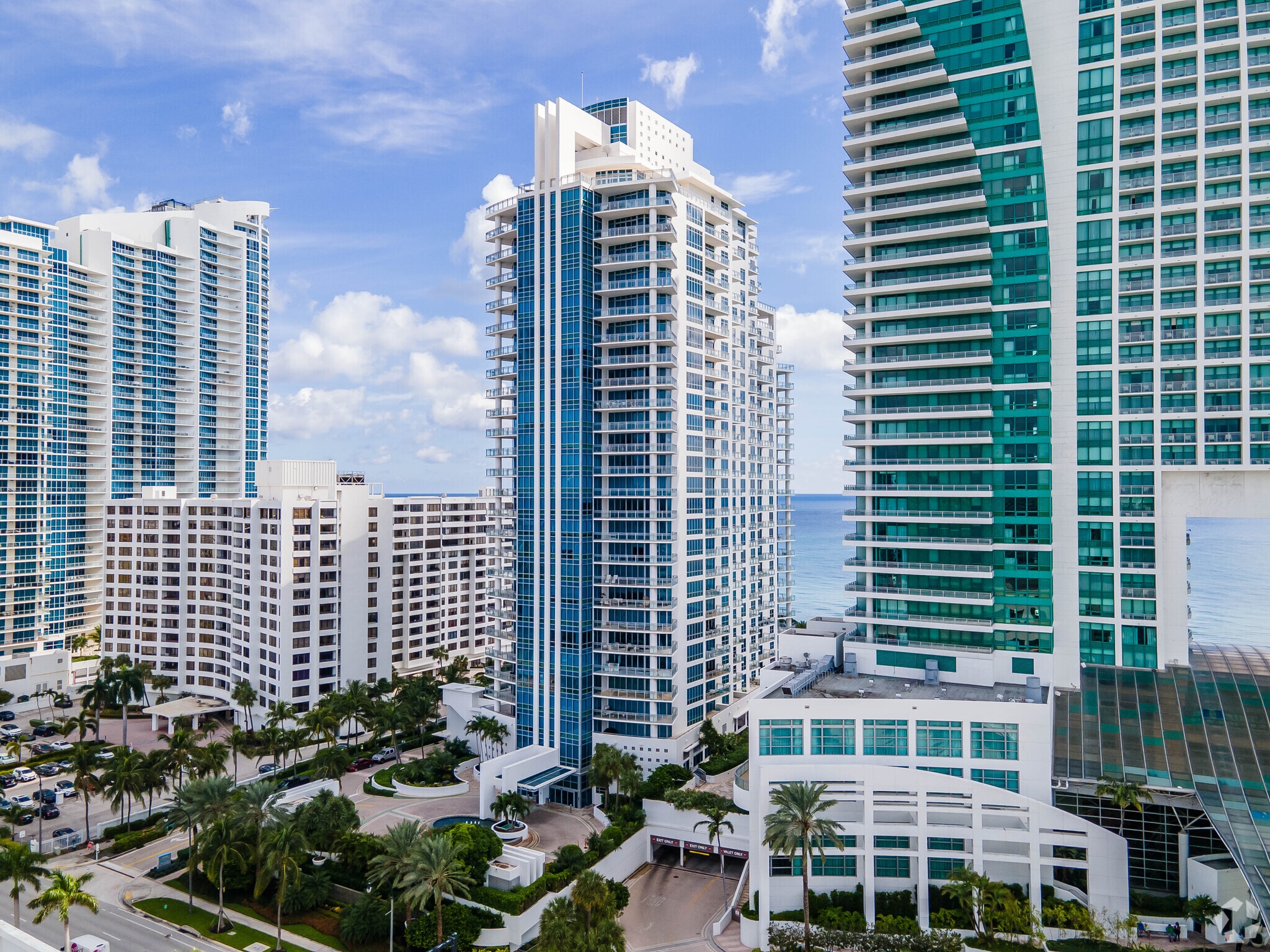 3535 S Ocean Dr, Hollywood, FL for Sale
