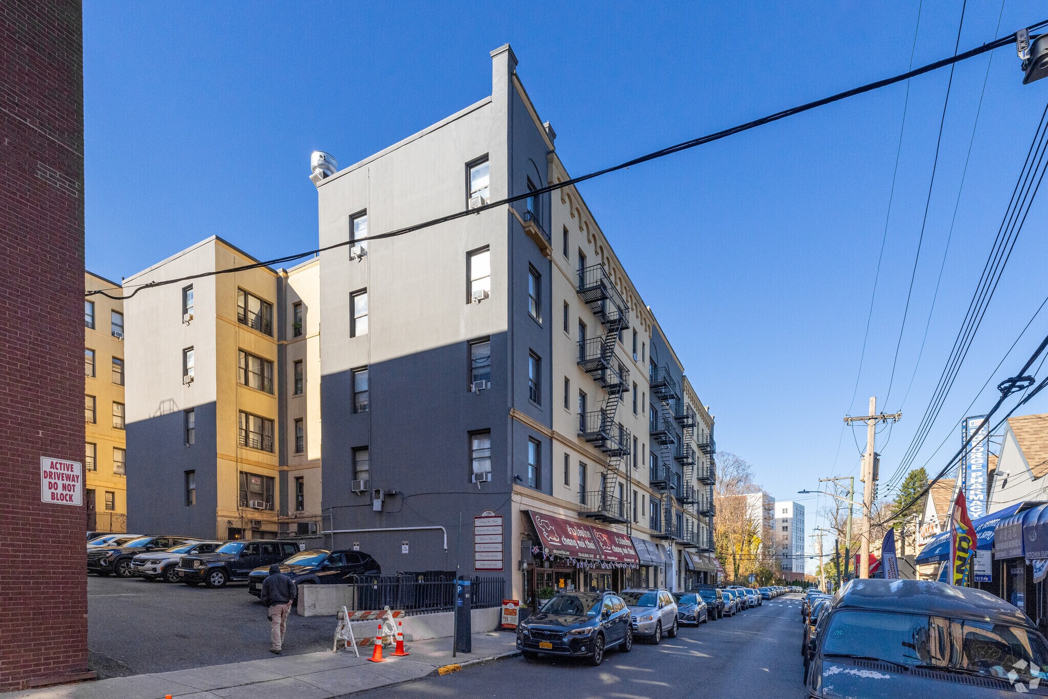 100 Stuyvesant Pl, Staten Island, NY for Rent