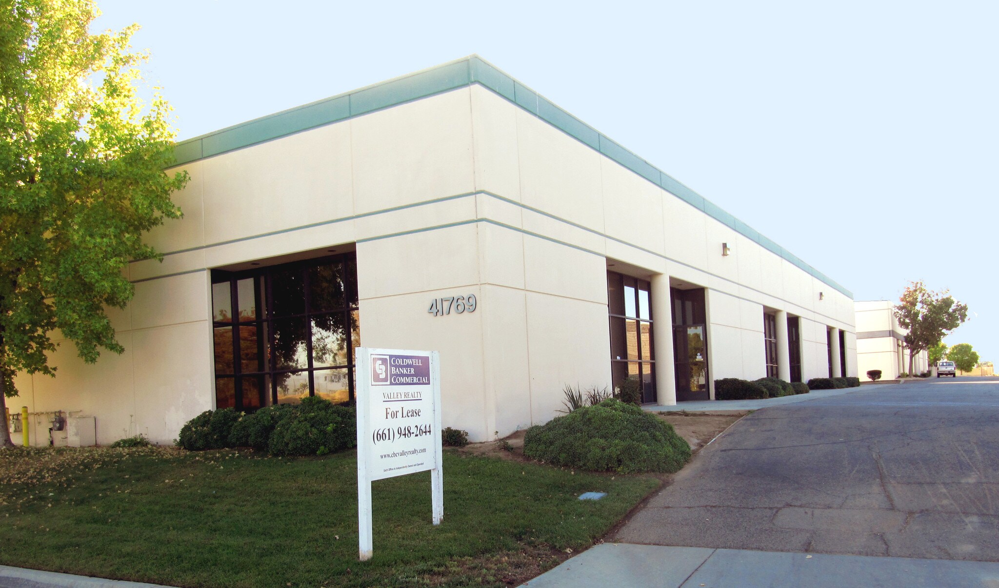 41769 11th St W, Palmdale, CA for Rent