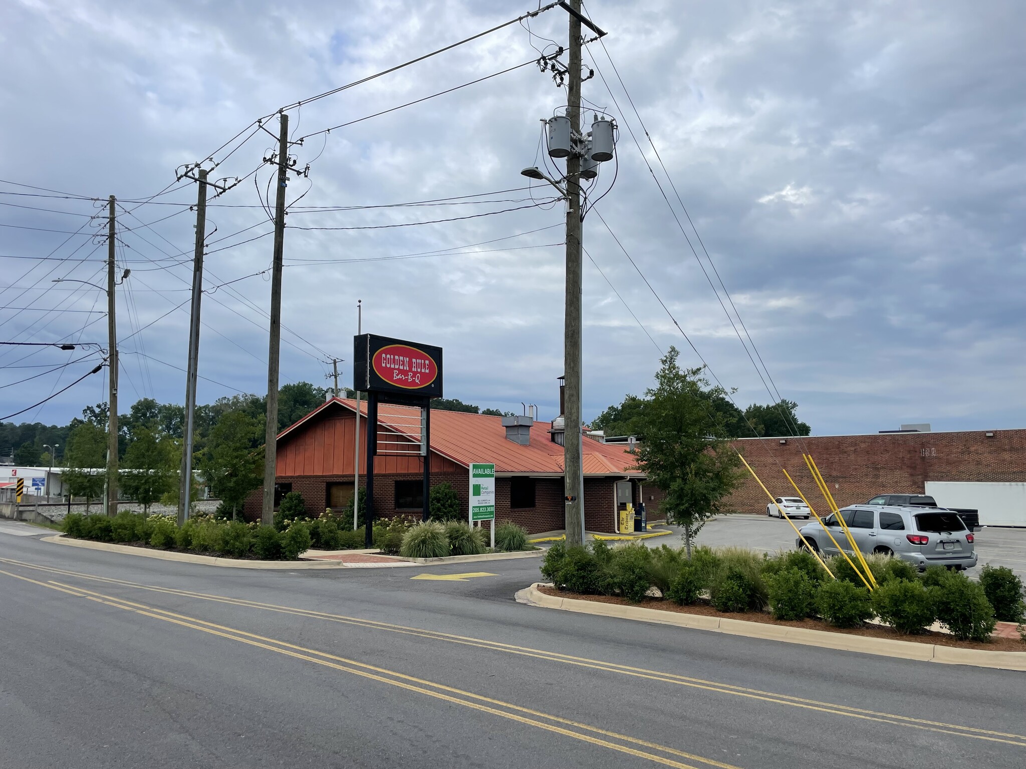 120 S Chalkville Rd Trussville, AL 35173 Retail Property for Lease on