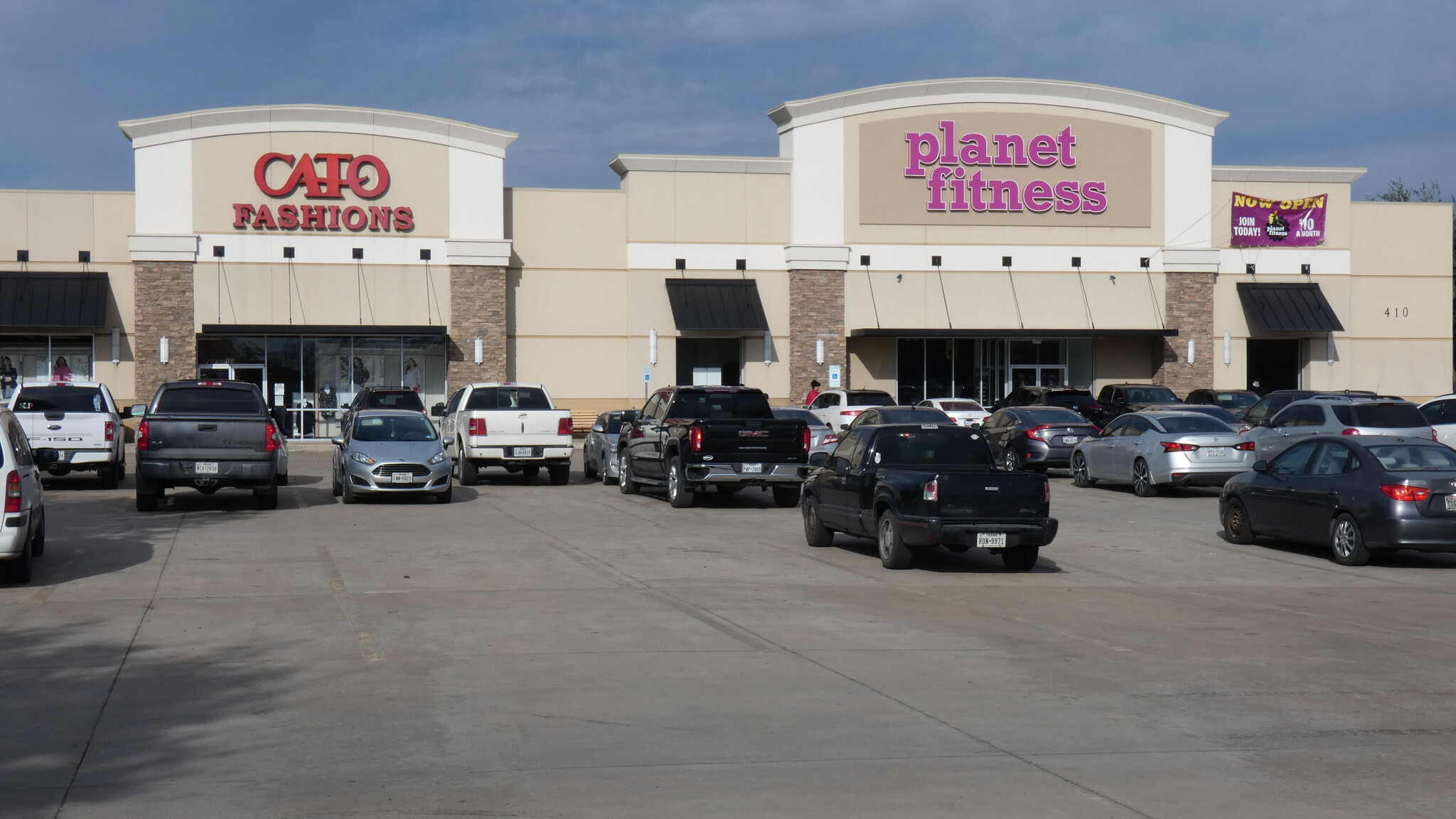 410 N US Hwy 175, Seagoville, TX for Rent