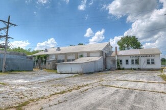 Carthage, MO Warehouse - 899 N Francis St