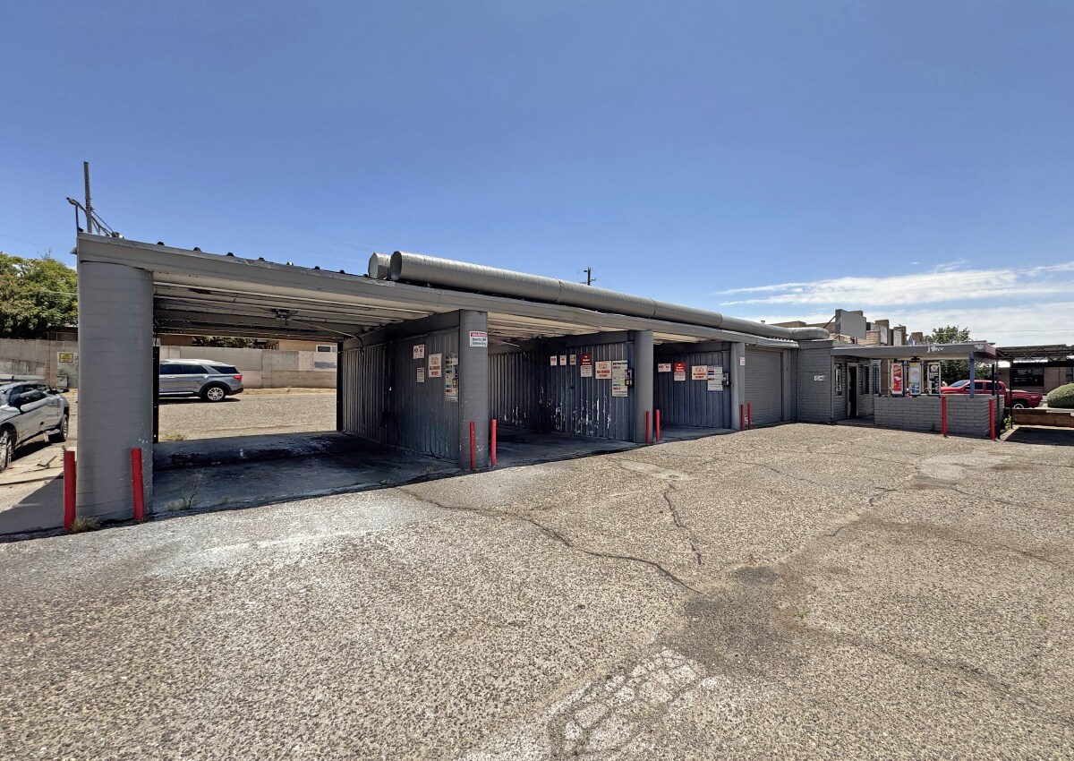 1706 Juan Tabo Blvd NE, Albuquerque, NM for Rent