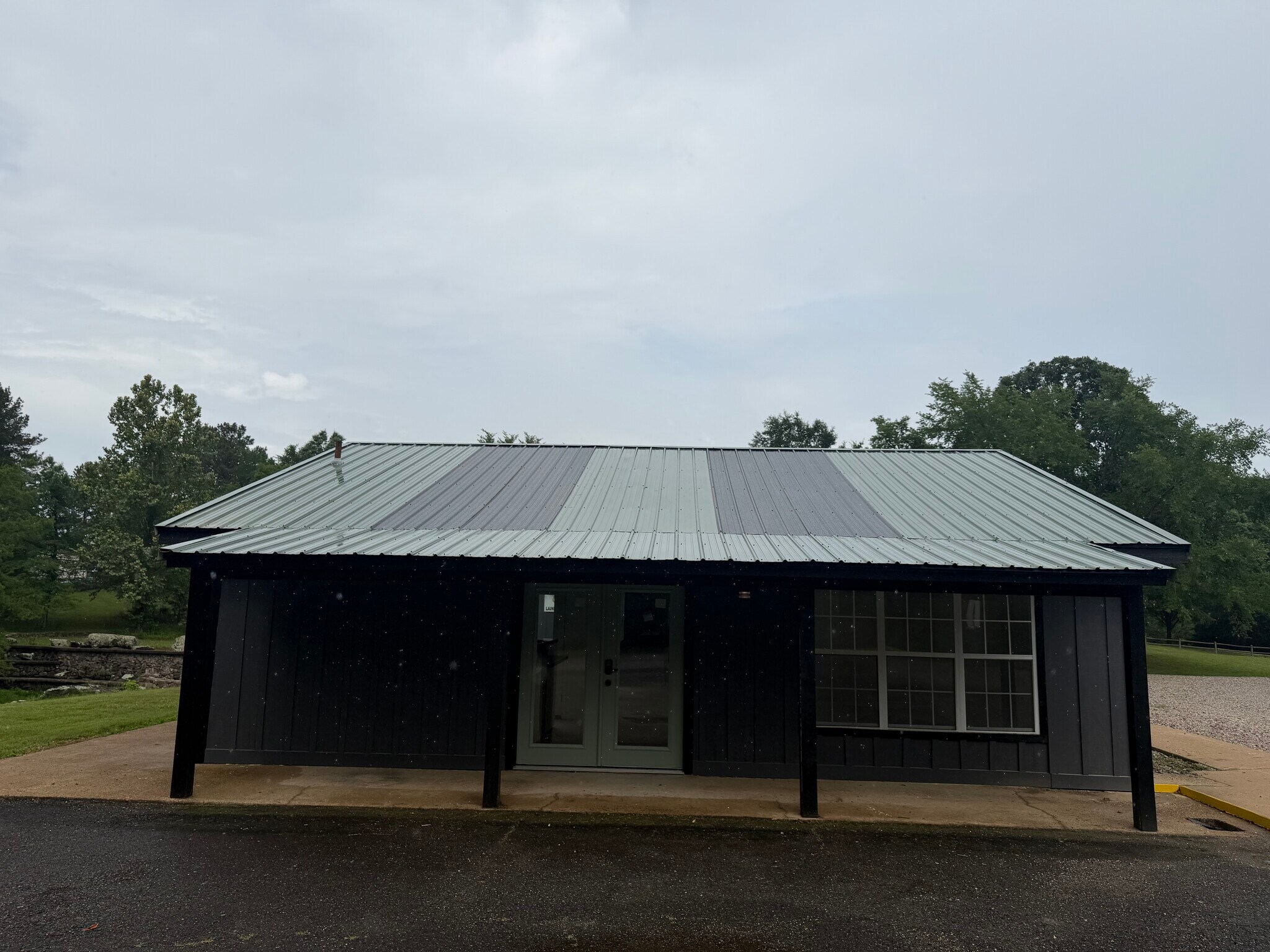 202 River Oaks Dr, Hot Springs National Park, AR for Rent