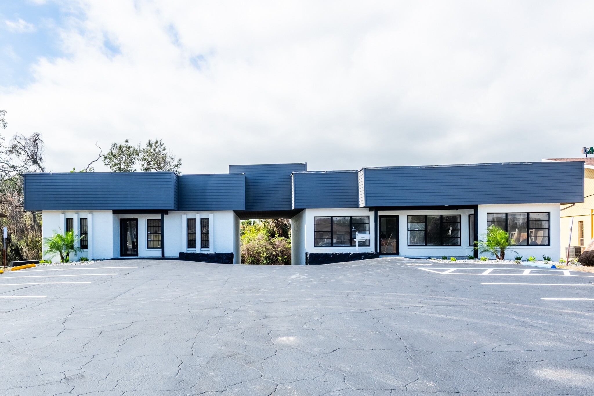 11911-11915 Oak Trail Way, Port Richey, FL for Rent