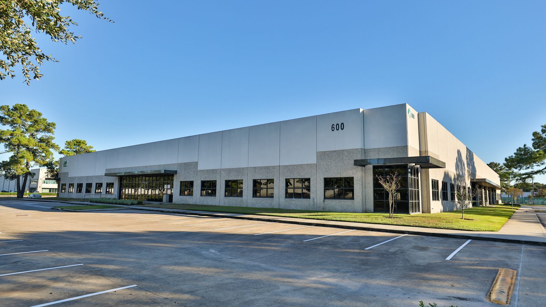100 Northpark Central Dr, Houston, TX for Rent