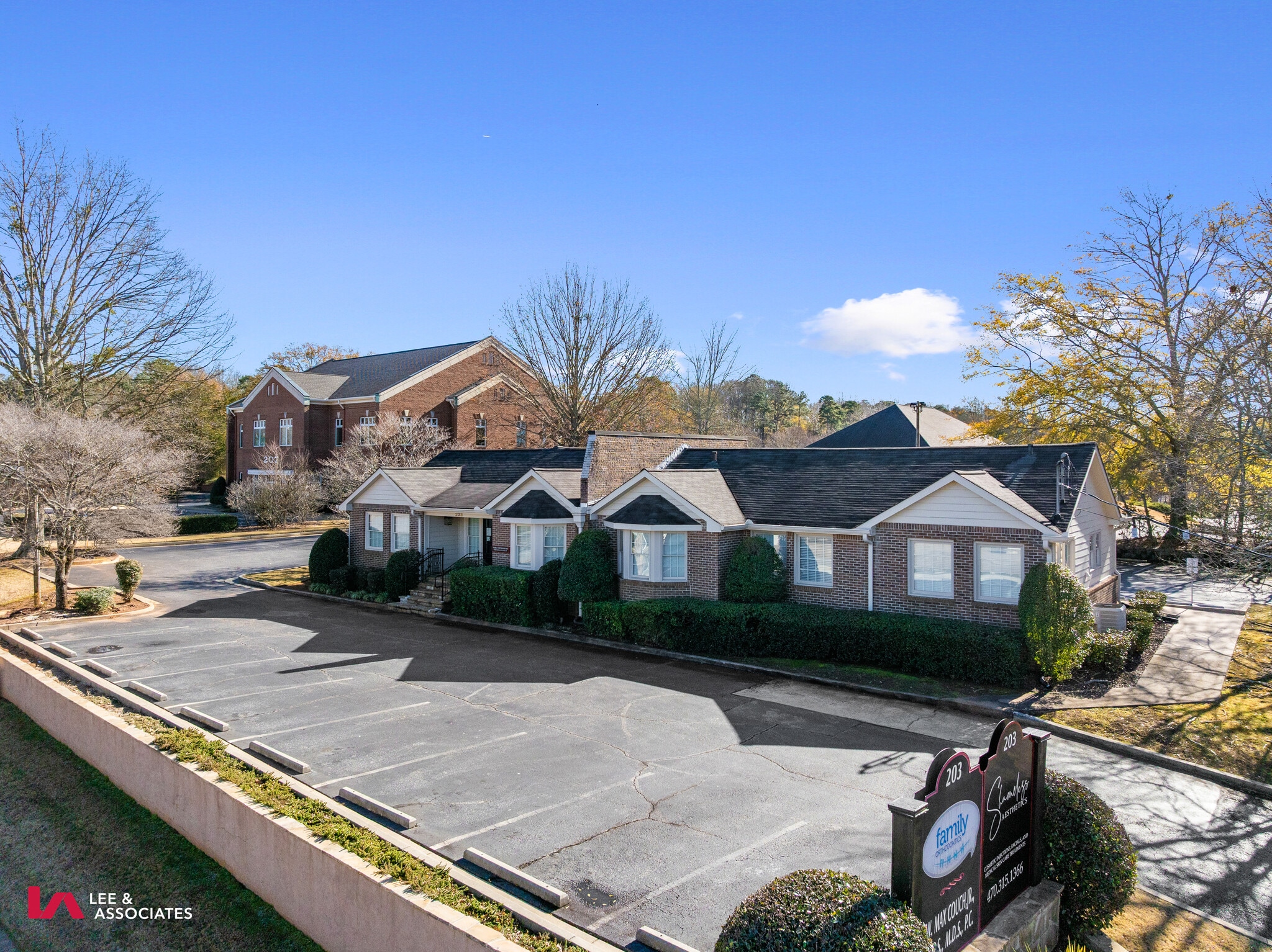 203 Pirkle Ferry Rd, Cumming, GA for Sale