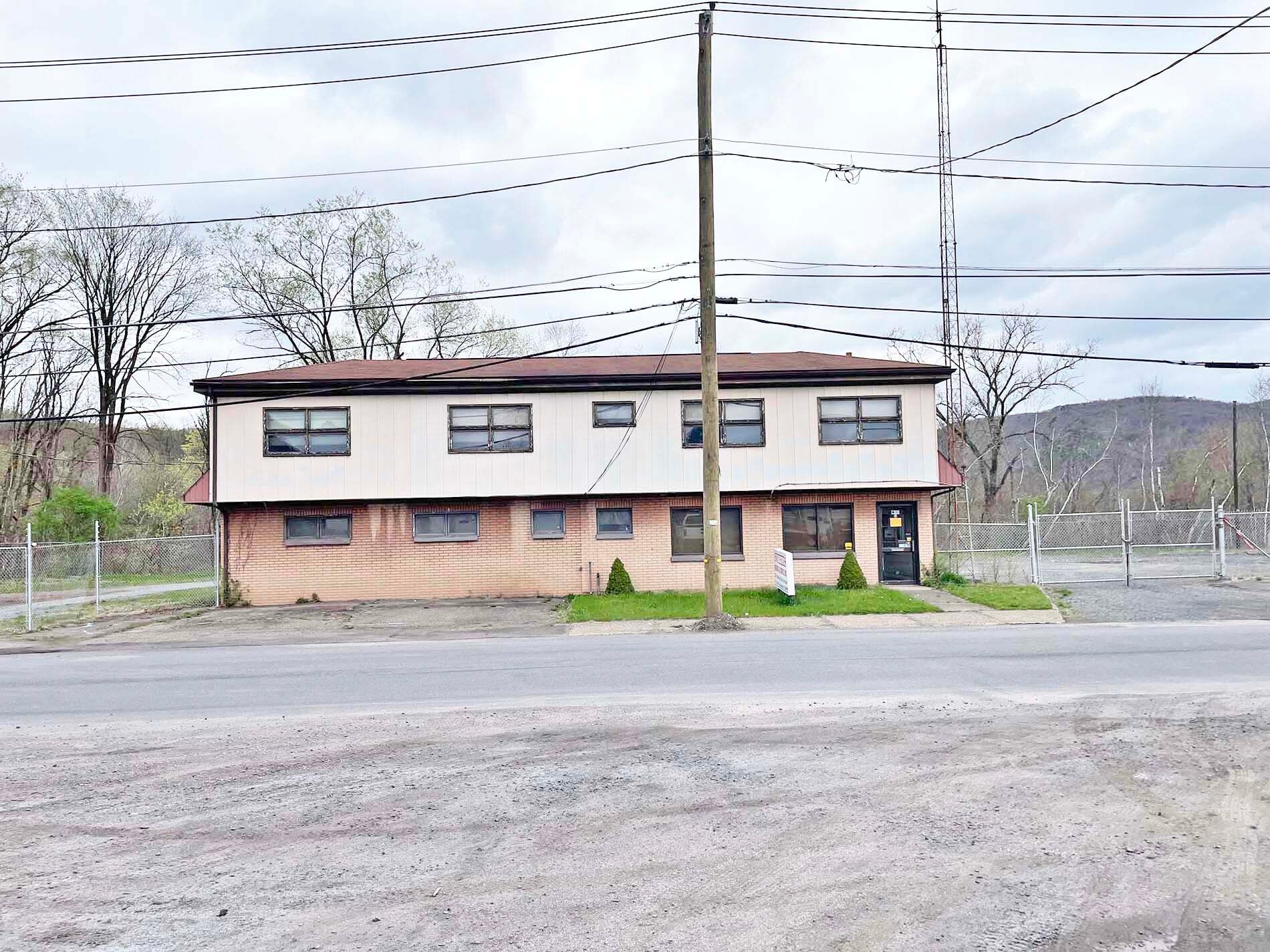 77 N Market St, Nanticoke, PA for Rent