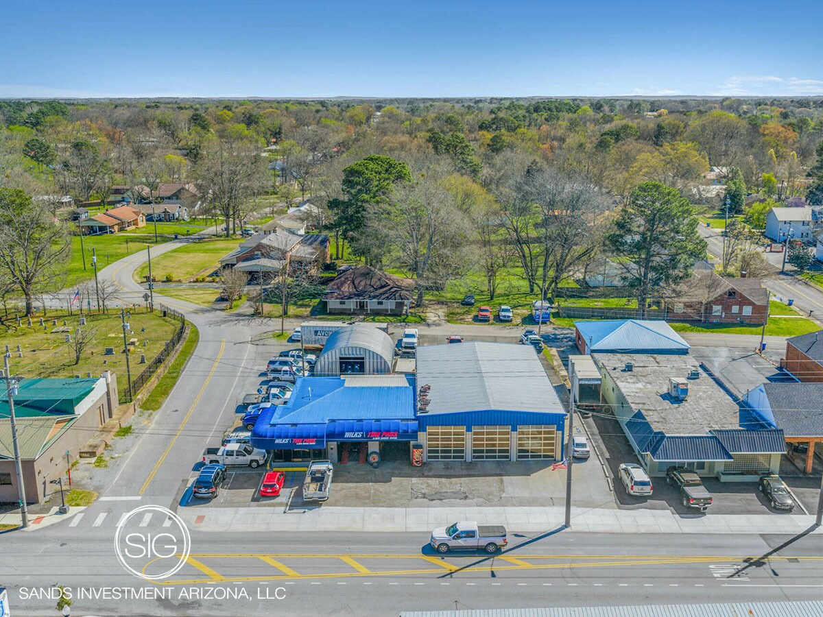 152 N Main St, Arab, AL for Sale