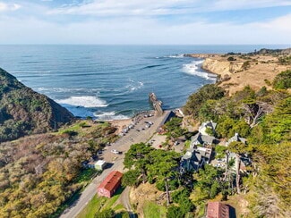 Point Arena, CA Hospitality - 785 Port Rd