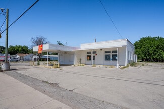 San Antonio, TX Freestanding - 600 S WW White Rd