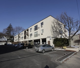 Stamford, CT Industrial - 910 Hope St