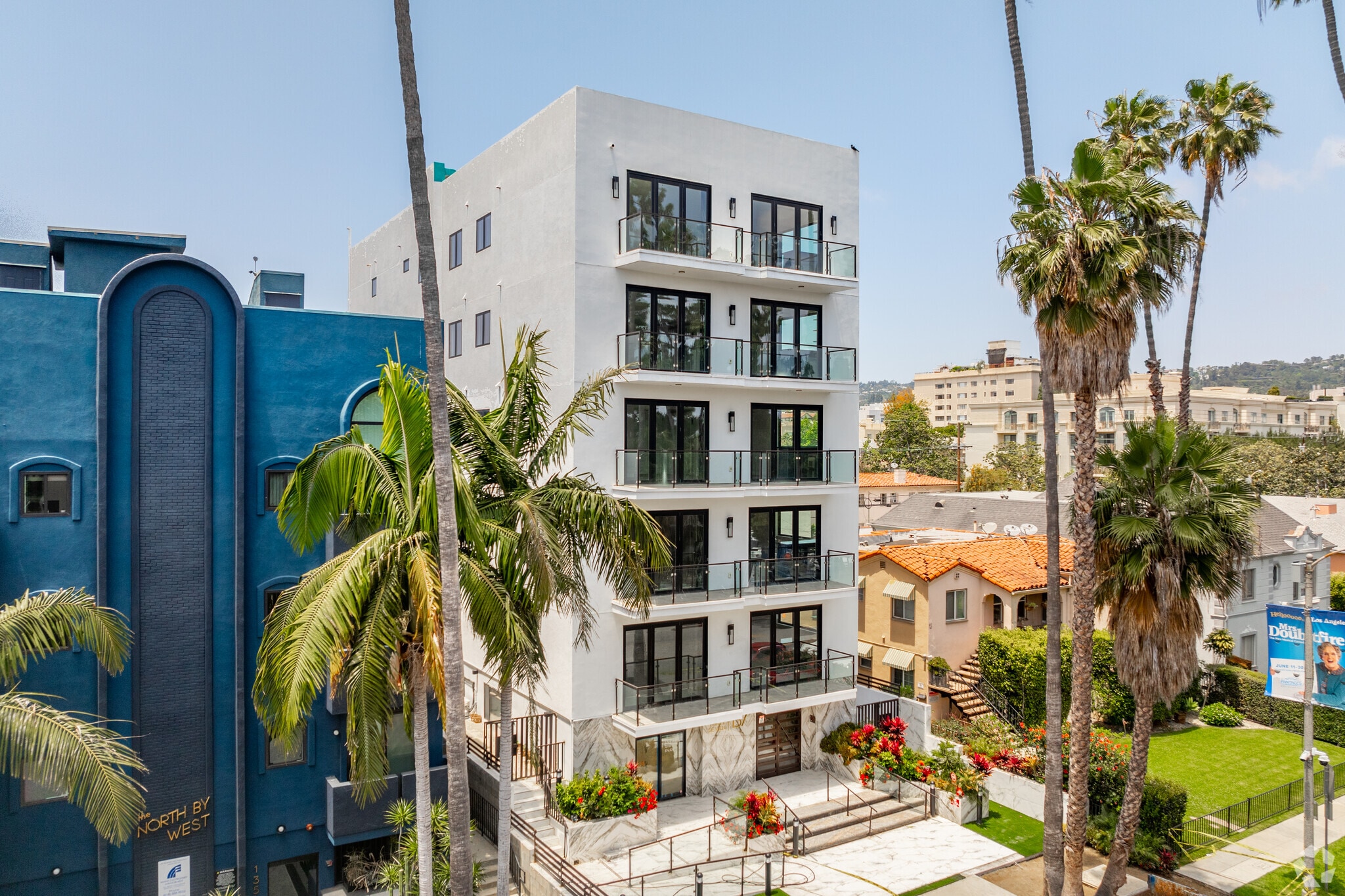 137 N Doheny Dr, West Hollywood, CA for Sale