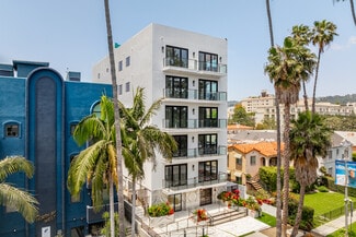 West Hollywood, CA Apartments - 137 N Doheny Dr