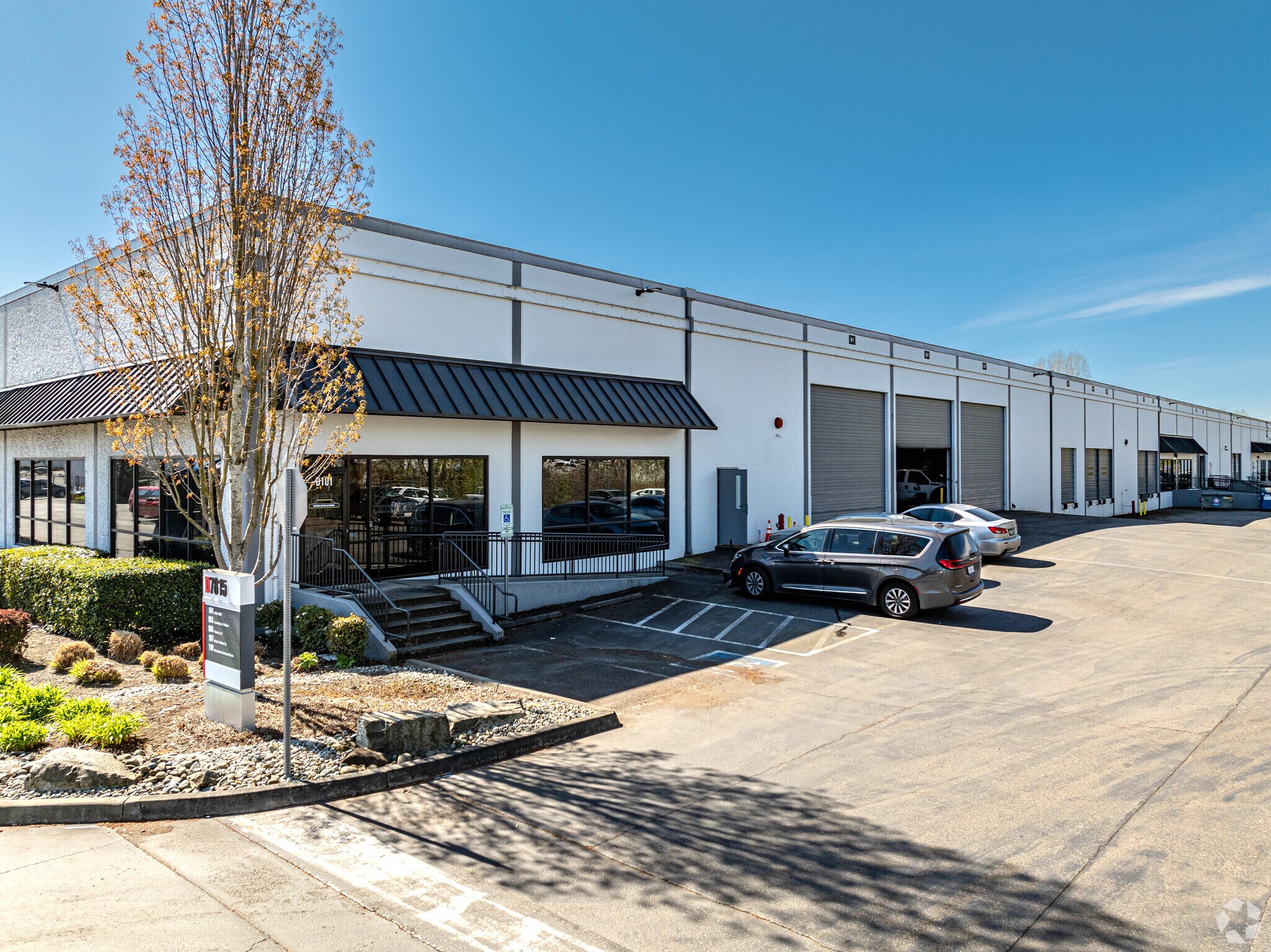 7817 S 210th St, Kent, WA for Rent