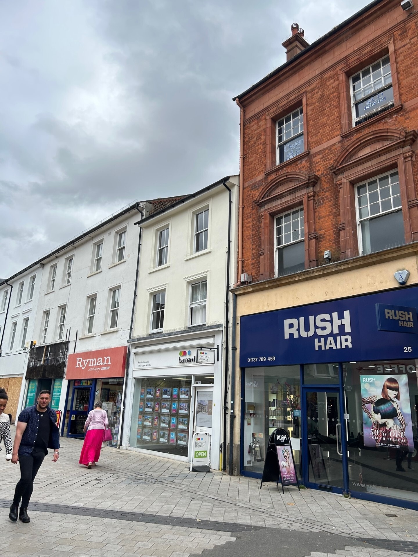 27 Station Rd, Redhill, SRY for Sale