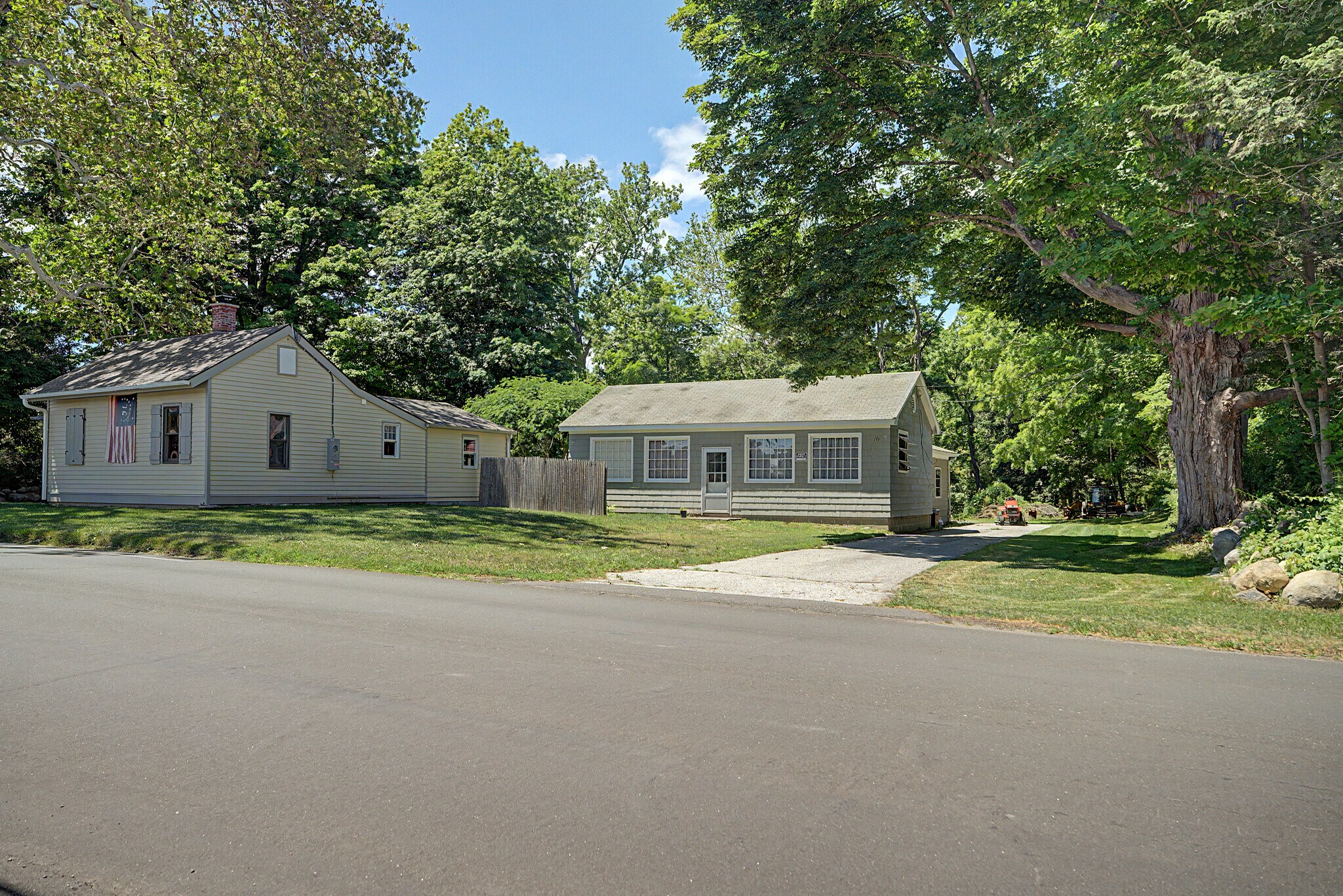 16 Old New Milford Rd, Brookfield, CT for Sale