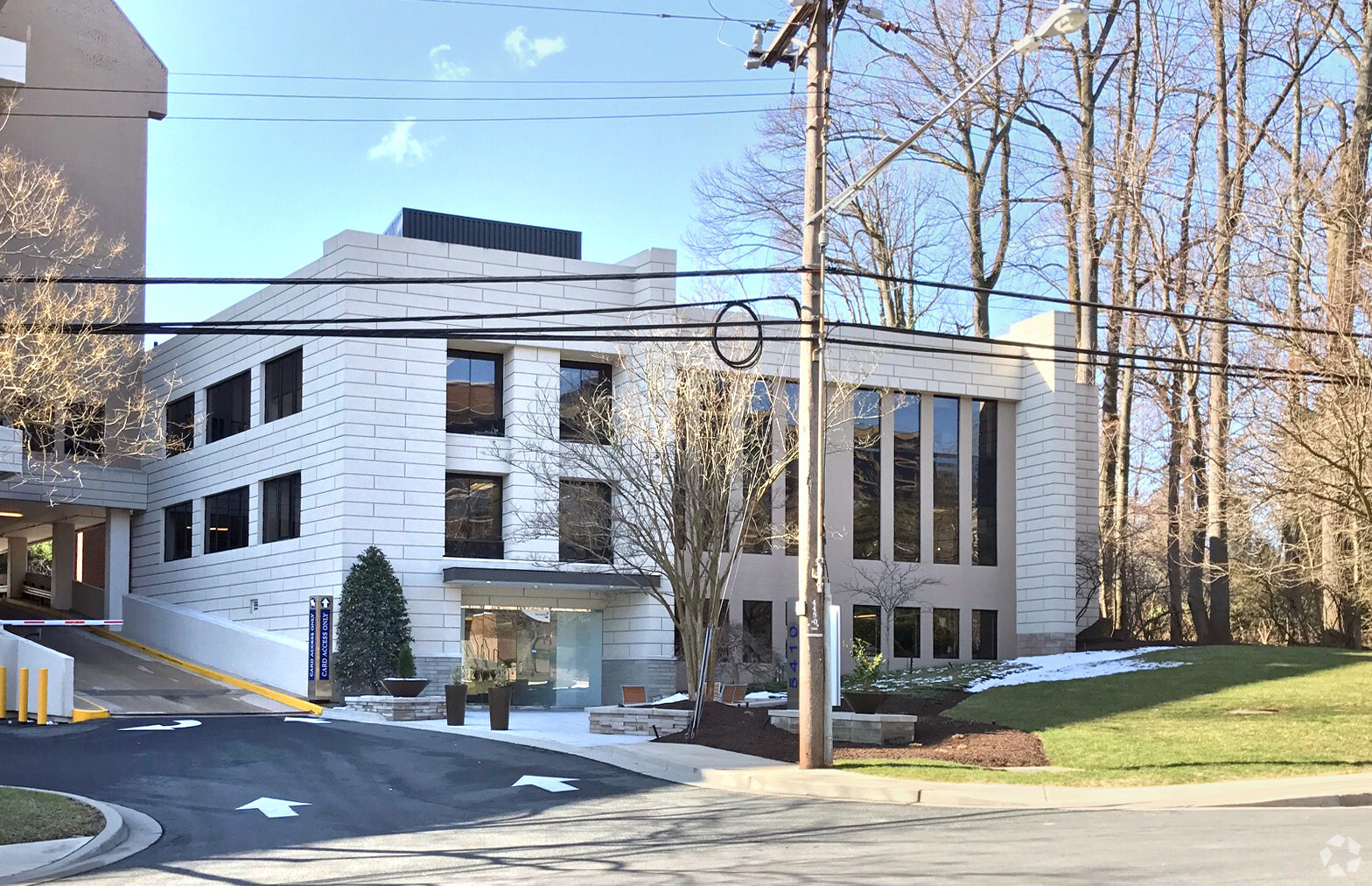 5410 Edson Ln, North Bethesda, MD for Rent