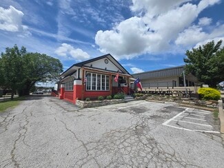 Arlington, TX Restaurant - 406 W Abram St