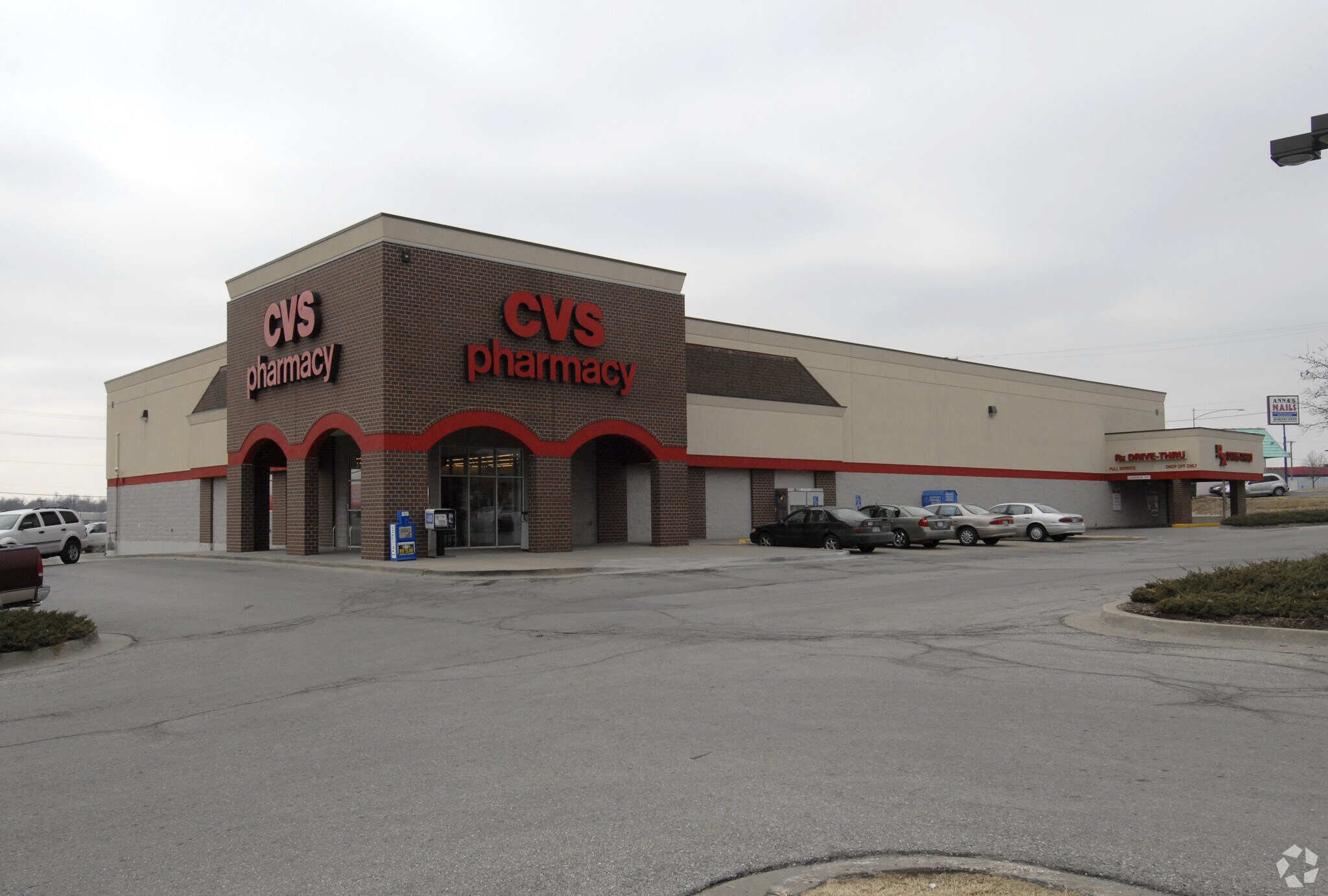 12000 S US Hwy 71, Grandview, MO for Rent