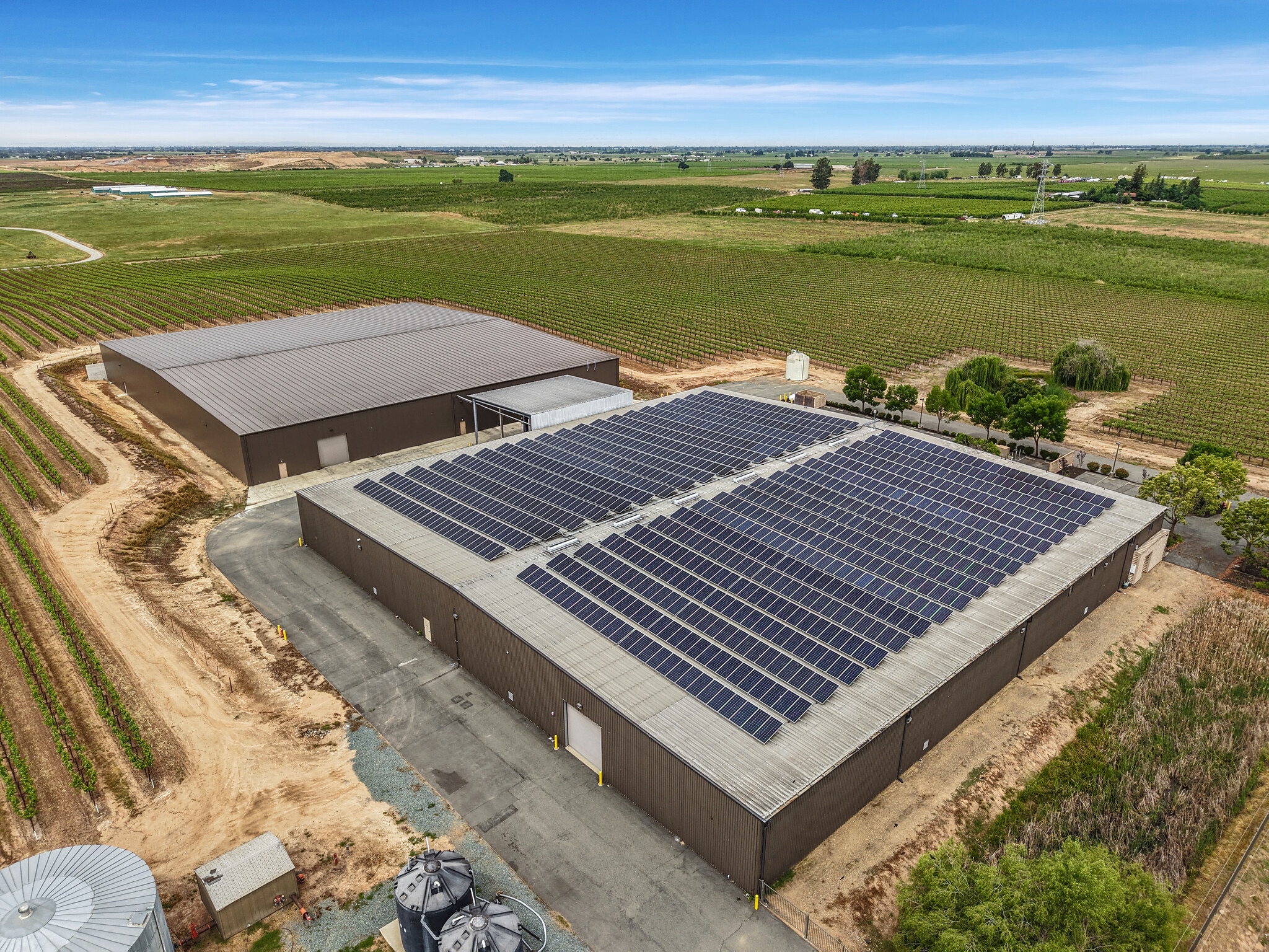 11989 Clements Rd, Linden, CA for Rent