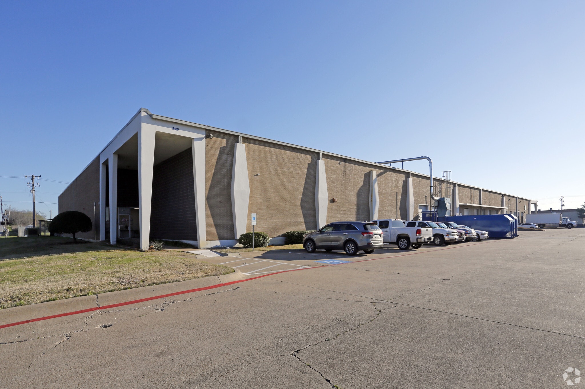 900 N Great Southwest Pky, Arlington, TX for Rent