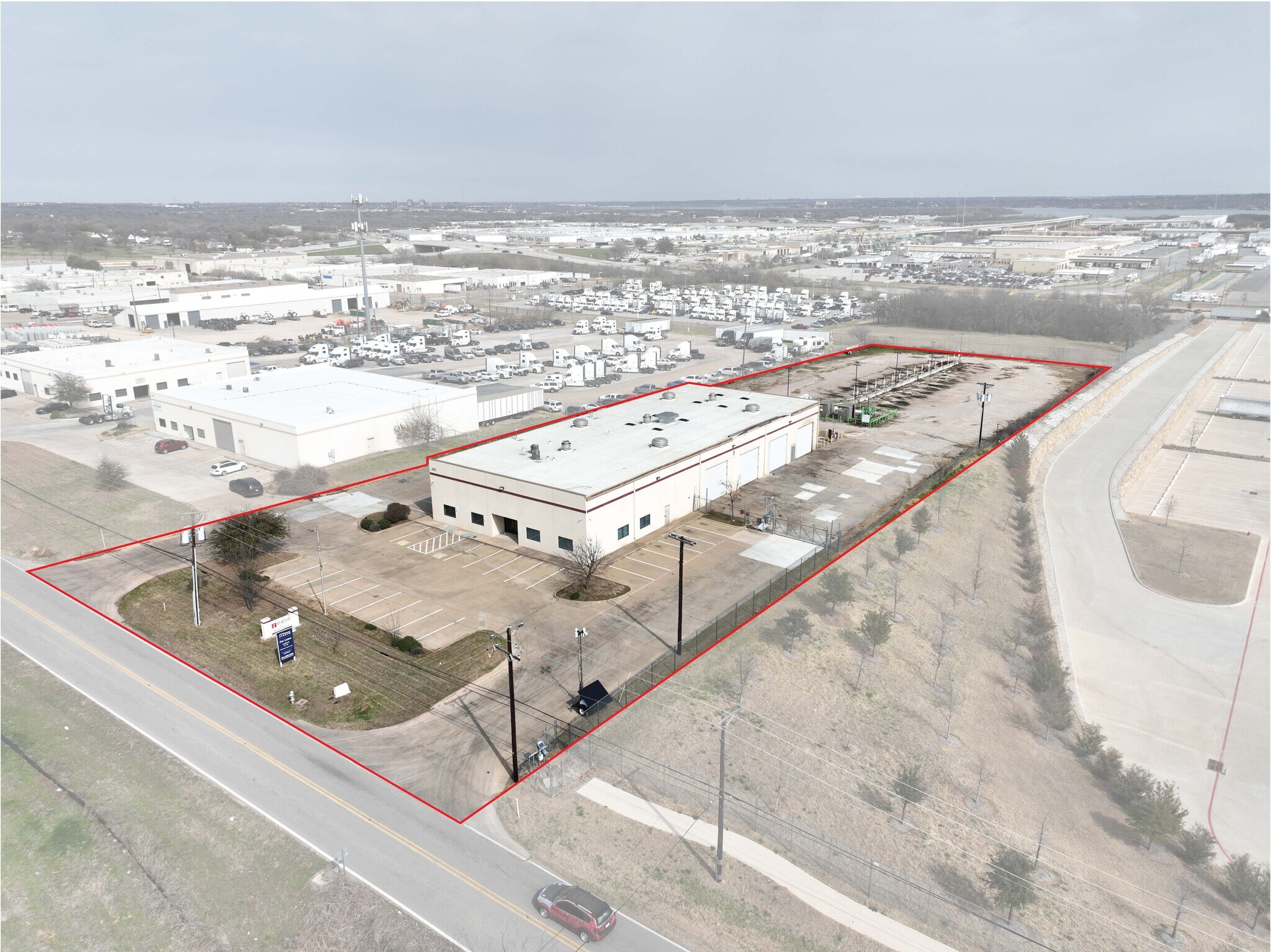 4901 Parker Henderson Rd, Fort Worth, TX for Rent