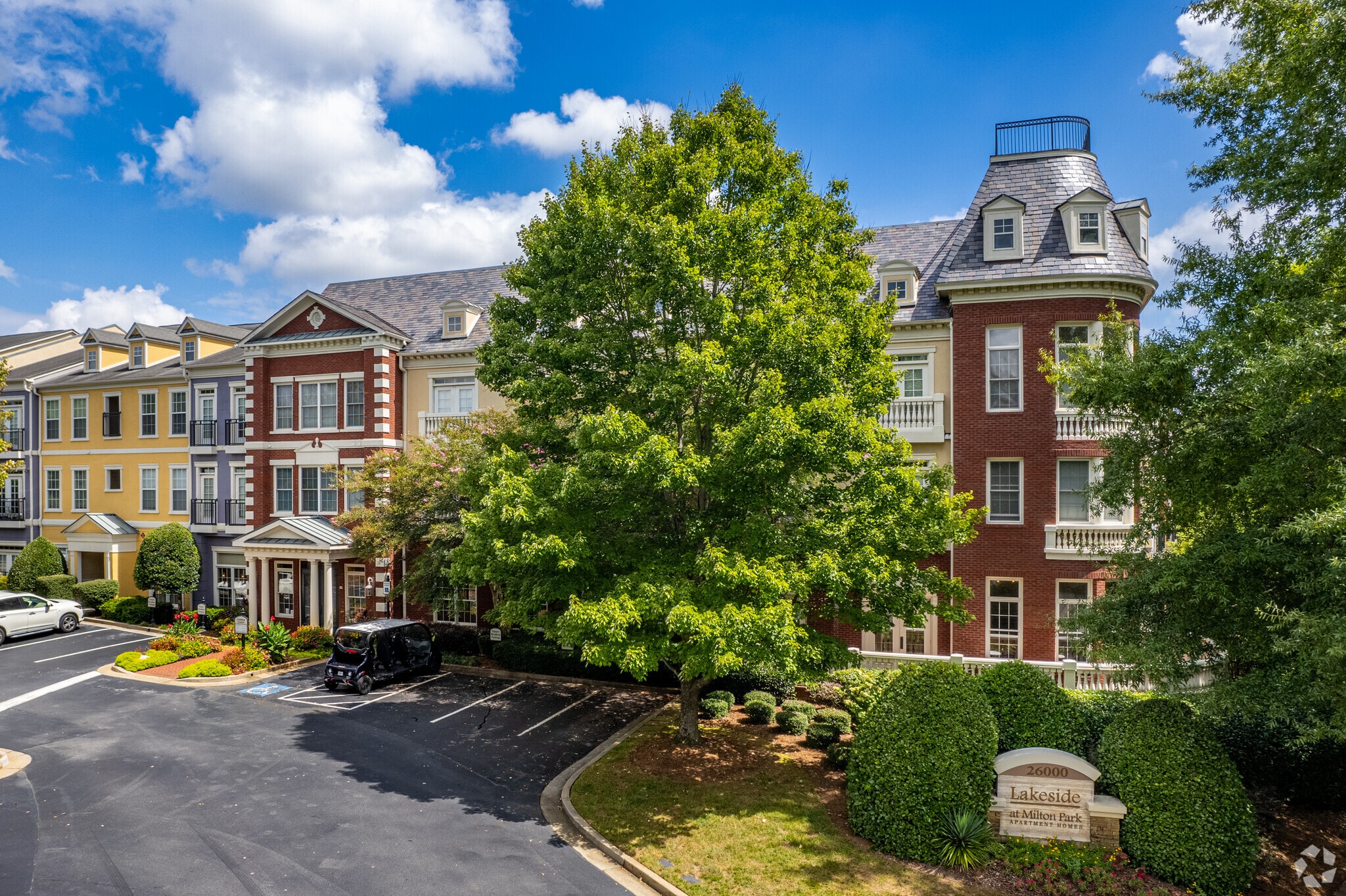 26000 Mill Creek Ave Alpharetta, GA 30022 MultiFamily Property for