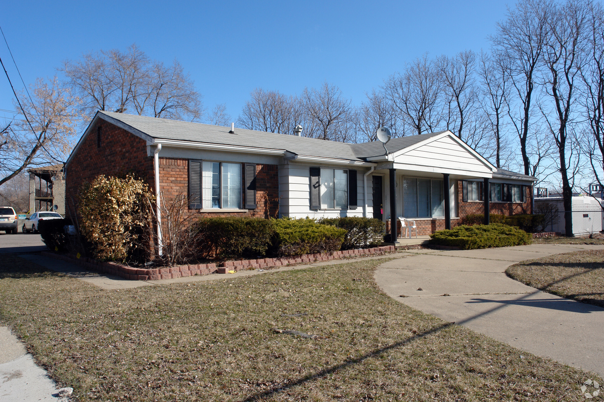 23823 Fifteen Mile Rd, Clinton Township, MI for Sale