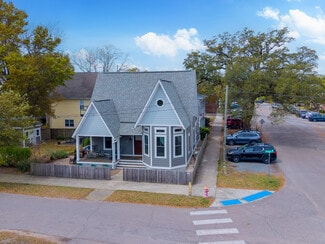 Southport, NC Hospitality - 119 N Davis St
