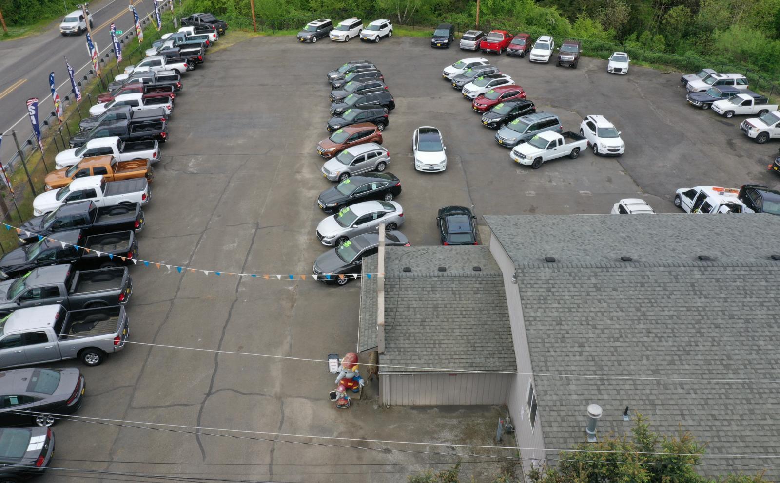 785 E 3rd St, Lafayette, OR for Rent