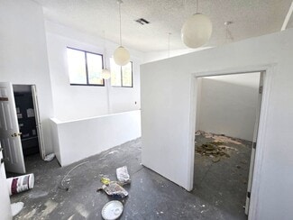 Fort Lauderdale, FL Office - 5800-5820 N University Dr Fort Lauderdale, FL Office - 5800-5820 N University Dr