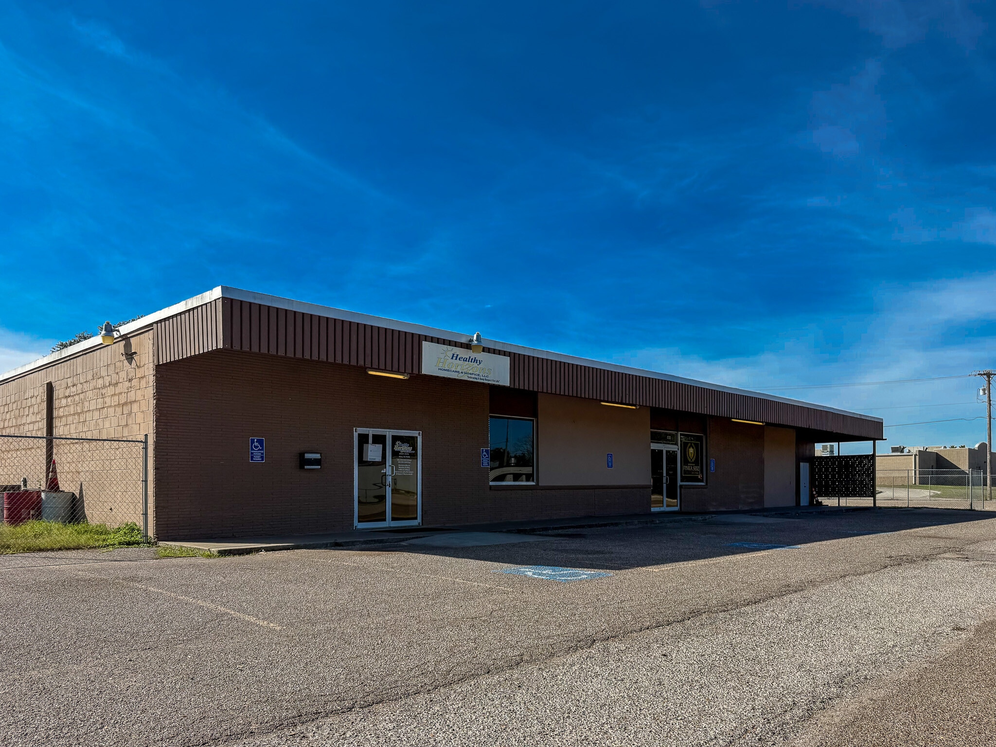 1004 E 6th St, Alice, TX for Sale