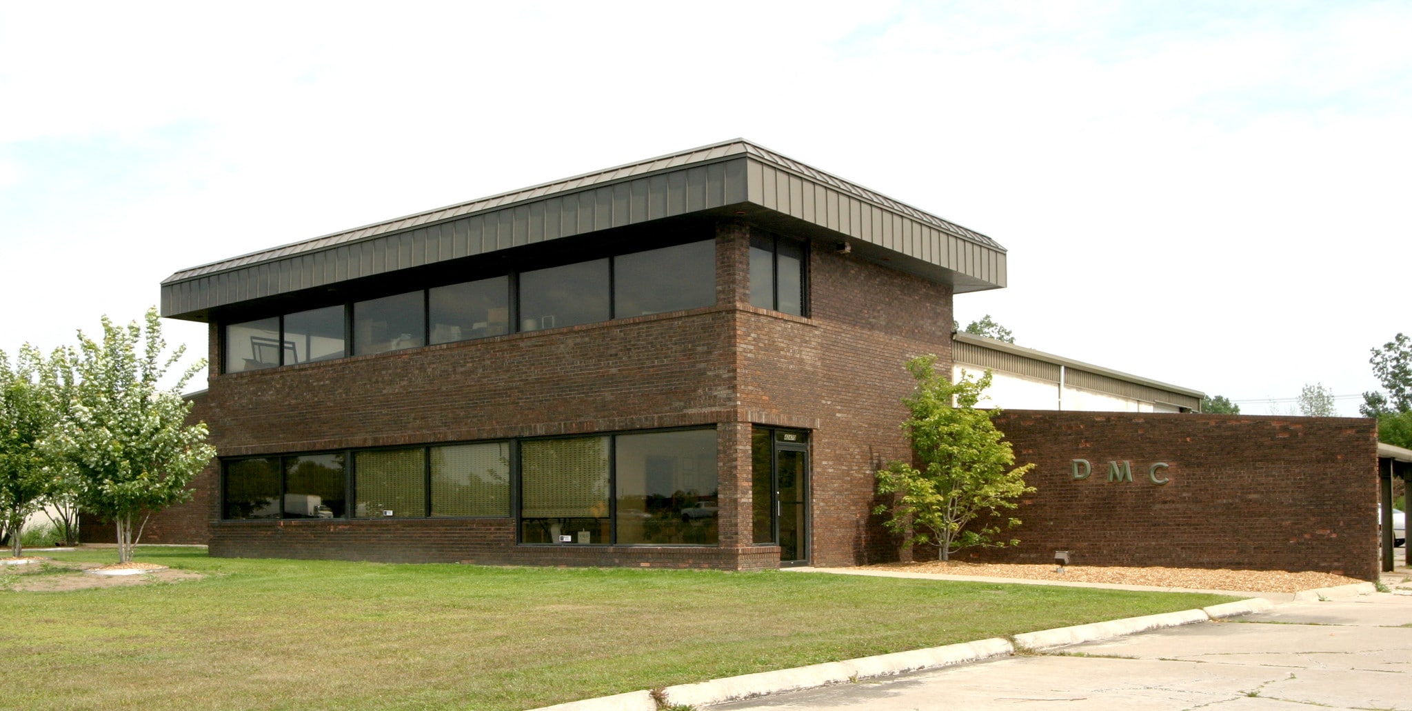 42470 Executive Dr, Harrison Township, MI for Rent