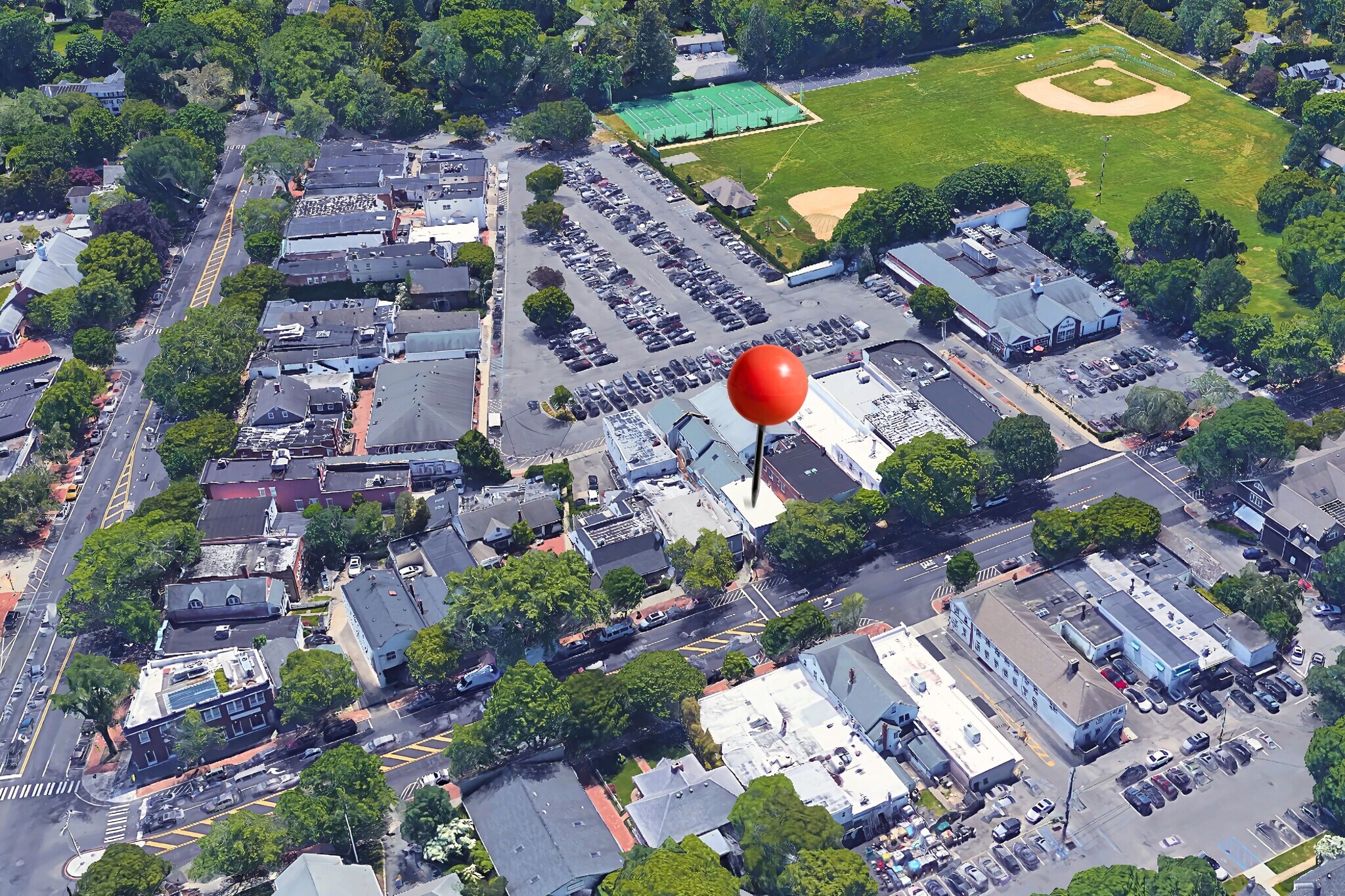 47 Newtown Ln, East Hampton, NY for Rent