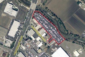 Oakland, CA Commercial Land - 250 Hegenberger Rd