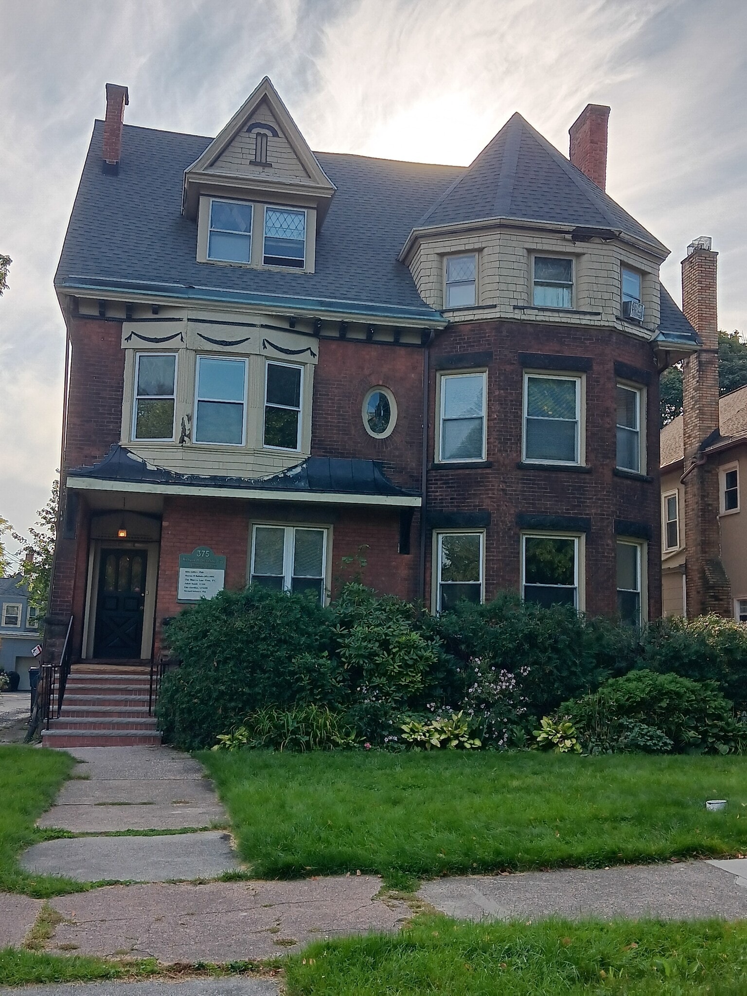 375 Linwood Ave, Buffalo, NY for Rent