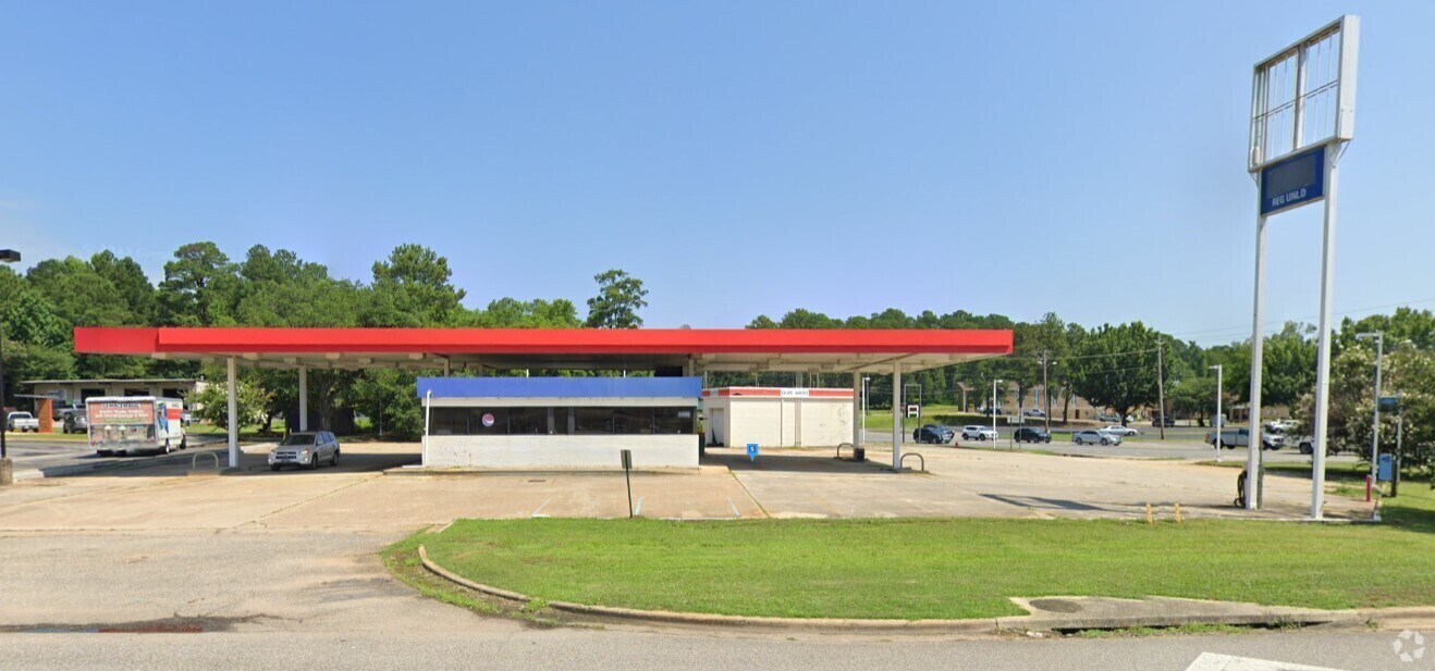 3800 McFarland Blvd, Northport, AL for Sale