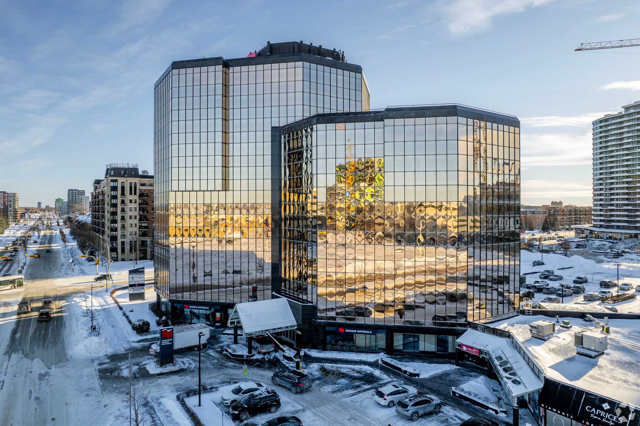 2540 Boul Daniel-Johnson, Laval, QC for Rent