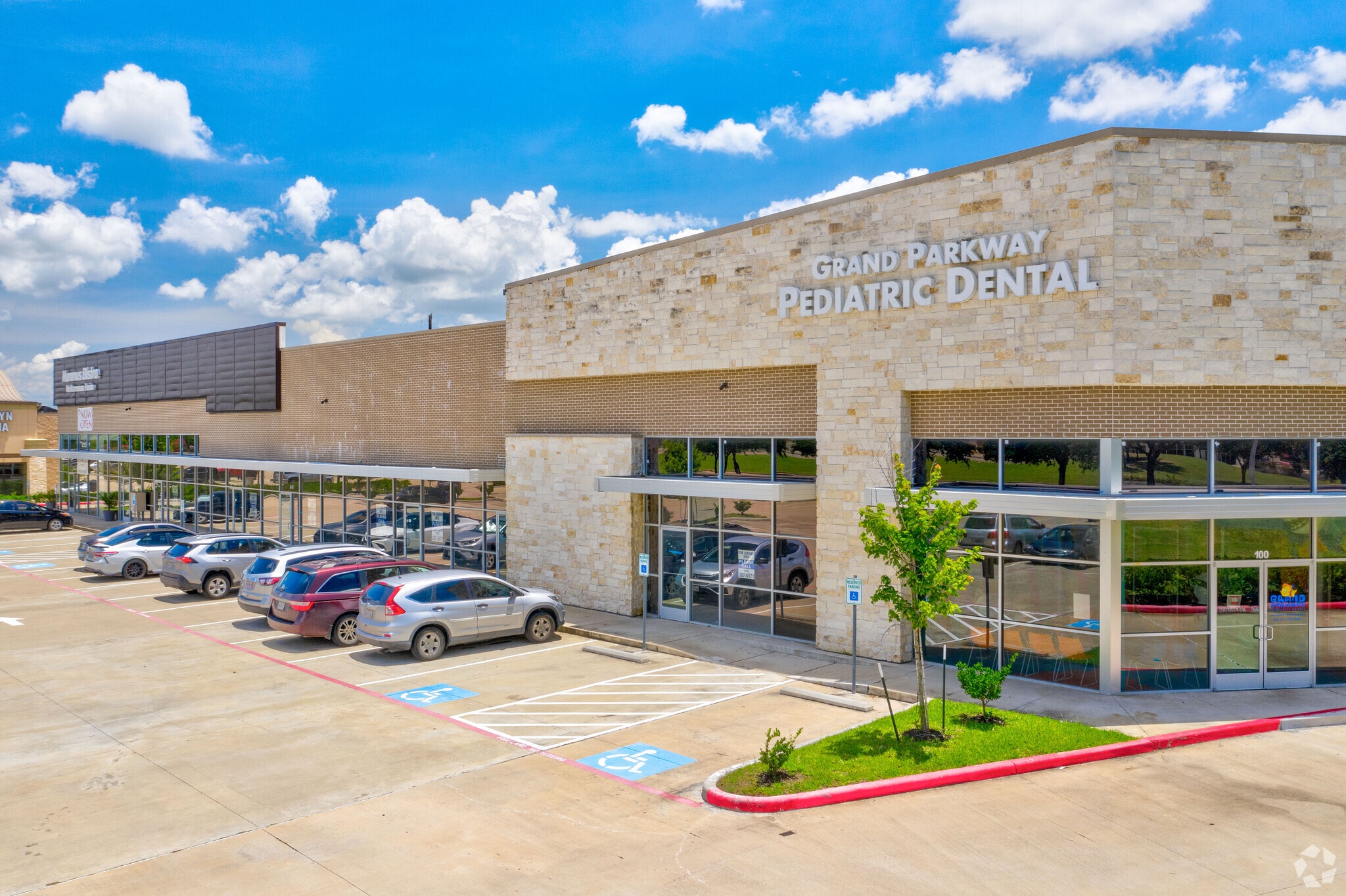 7910 W Grand Parkway S, Richmond, TX for Rent