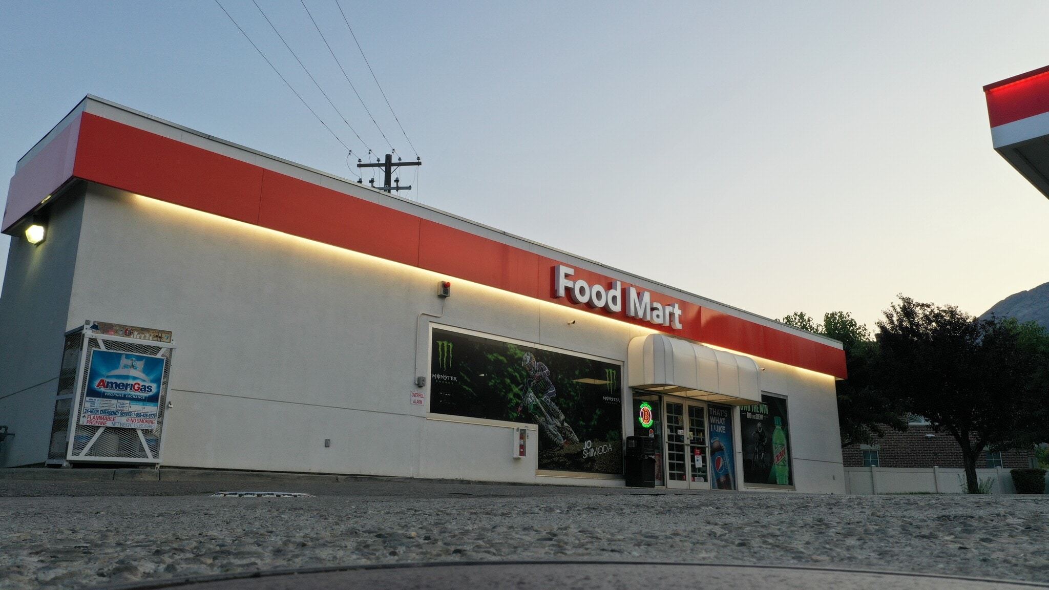 2995 E Fort Union Blvd, Salt Lake City, UT for Sale