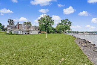 Lakewood, NY Apartments - 4344 W Summit St