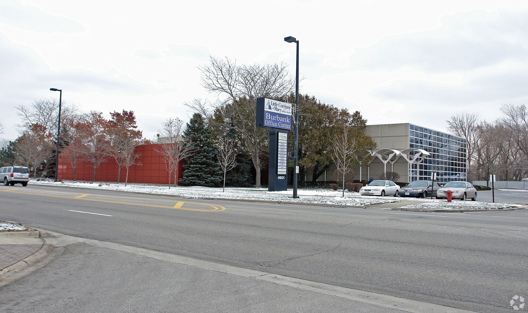 4901 W 79th St, Burbank, IL for Sale