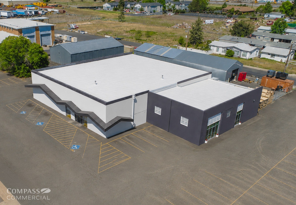 798 NW 5th St, Redmond, OR for Sale