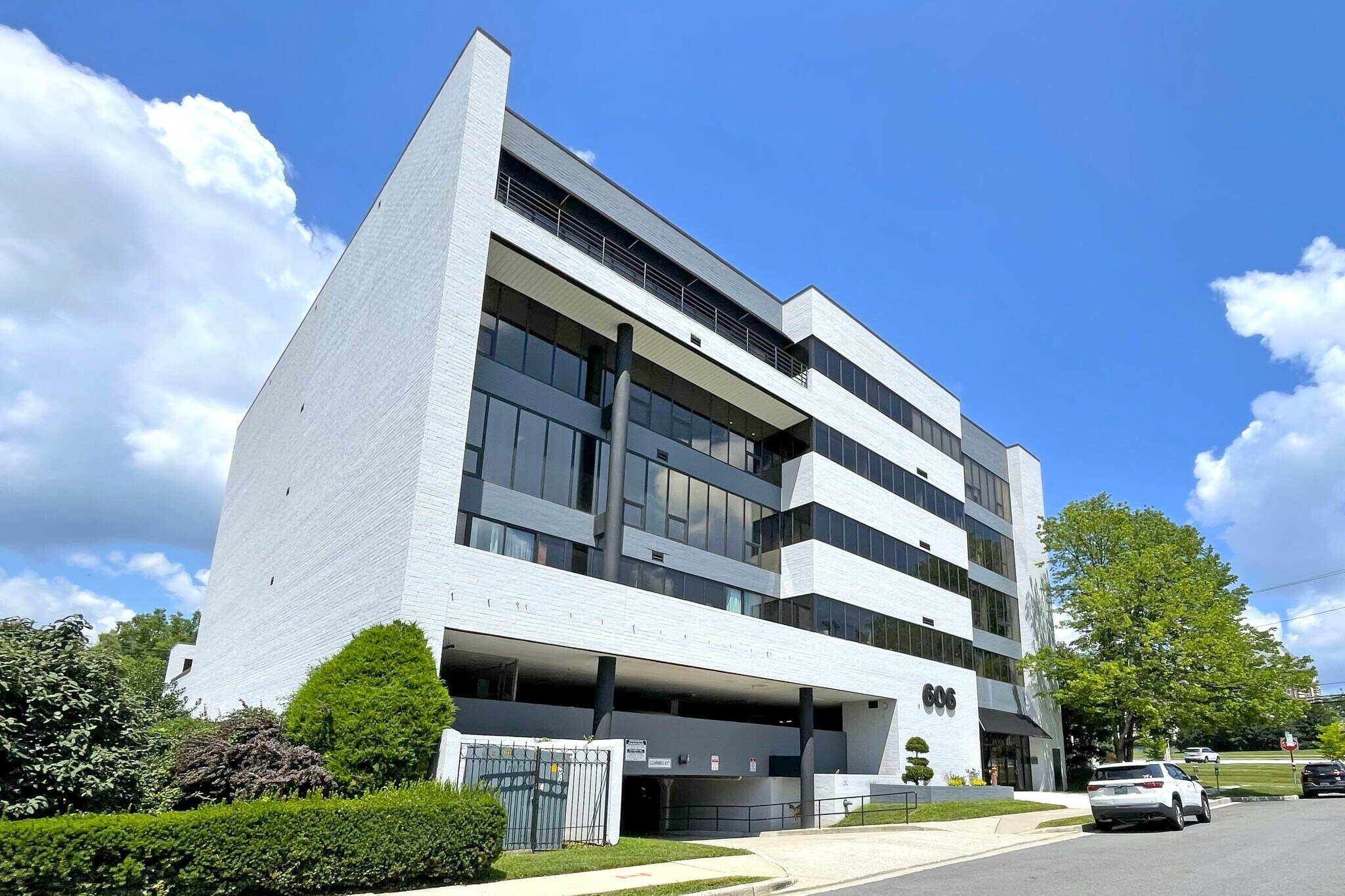 606 Baltimore Ave, Towson, MD for Sale