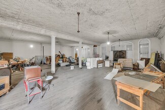 Vinita, OK Retail - 142 S Wilson St