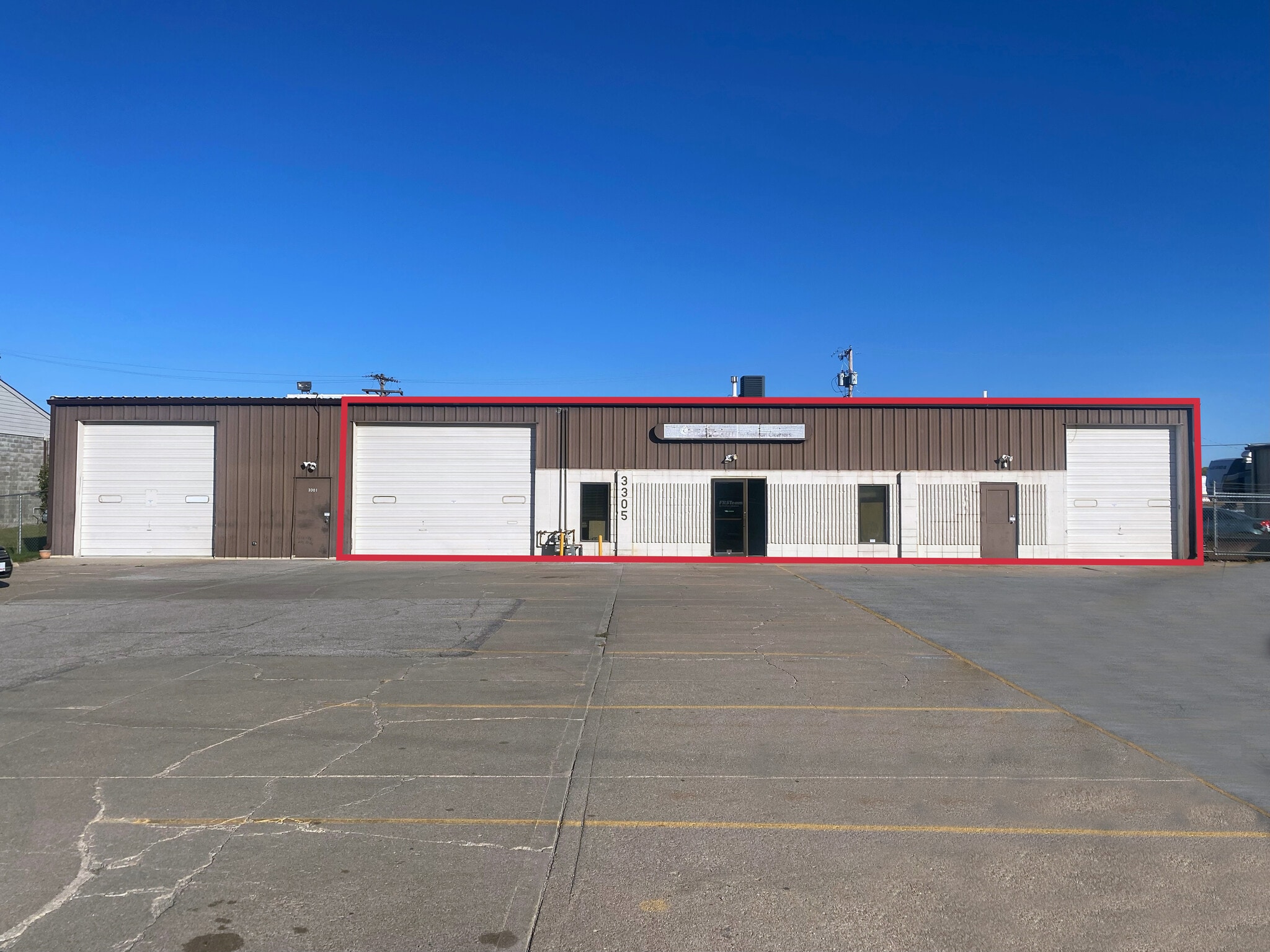3305 S 66th Avenue Cir, Omaha, NE for Rent